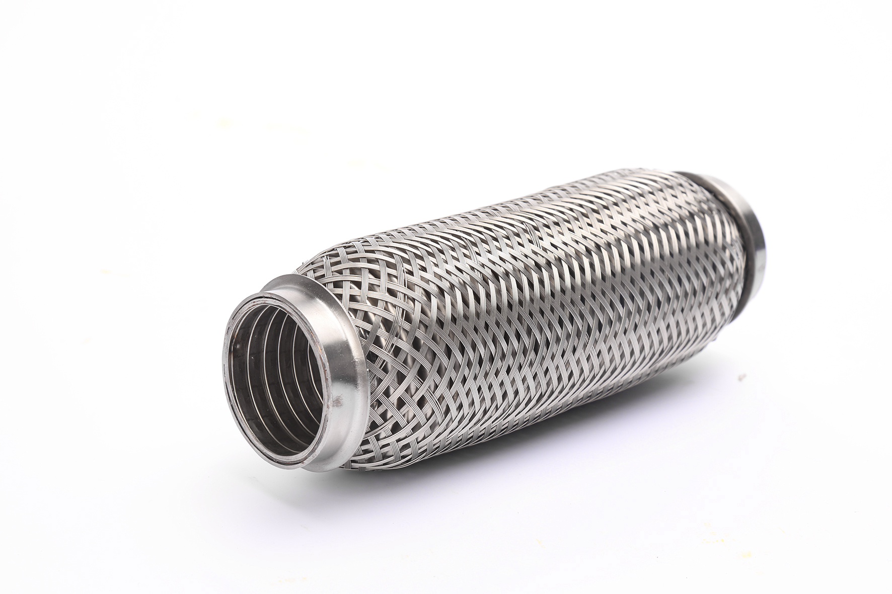 Tubo flexible de escape con trenza escasa