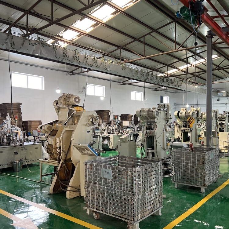 Caja surtida de abrazaderas de manguera personalizadas para suministro al por mayor y OEM